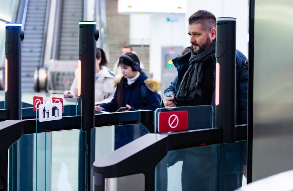 Moscow Transport Wraps Up 2025 Ticketing Overhaul, Expands Biometrics and Digital Fare Services