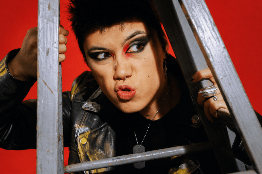 Feura Launches Defiant Debut Single “Lose Your Head” Backed by Arts Funding and Summer Tour Dates Feura Launches Defiant Debut Single “Lose Your Head” Backed by Arts Funding and Summer Tour Dates