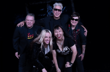 The Get Arounds Sharpen Hook-Heavy Rock Sound on New Album ‘Going Out Tonight’ The Get Arounds Sharpen Hook-Heavy Rock Sound on New Album ‘Going Out Tonight’